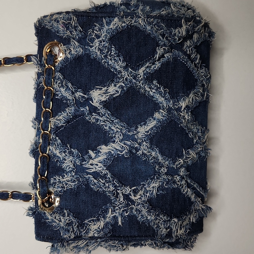 Elegant Frayed Denim Crossbody Bag - Picture 3 of 4